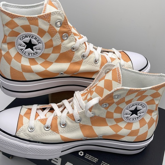 Converse WMNS A10010C CTAS LIFT HI
ORANGE CANDY/WHITE/BLACK A10010C Platforms - Picture 10 of 16